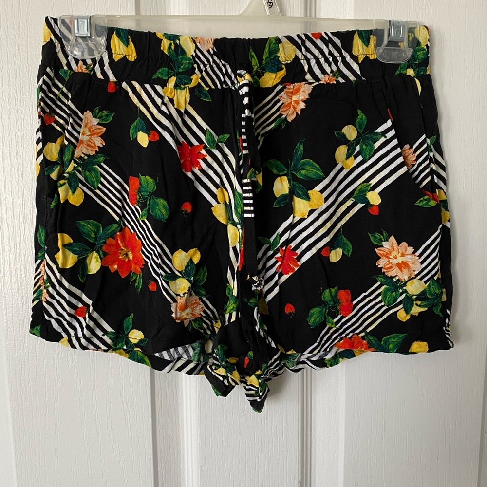 Floral Flowy Shorts